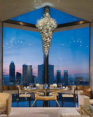 La suite del Four Seasons de Nueva York tiene tiene vistas panor�micas de toda la ciudad, un techo de 7,6 metros de altura, terraza, jard�n, sala de spa y una espectacular biblioteca privada.